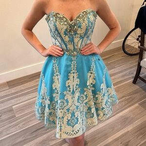 Tony Bowls Cocktail Dress - 00